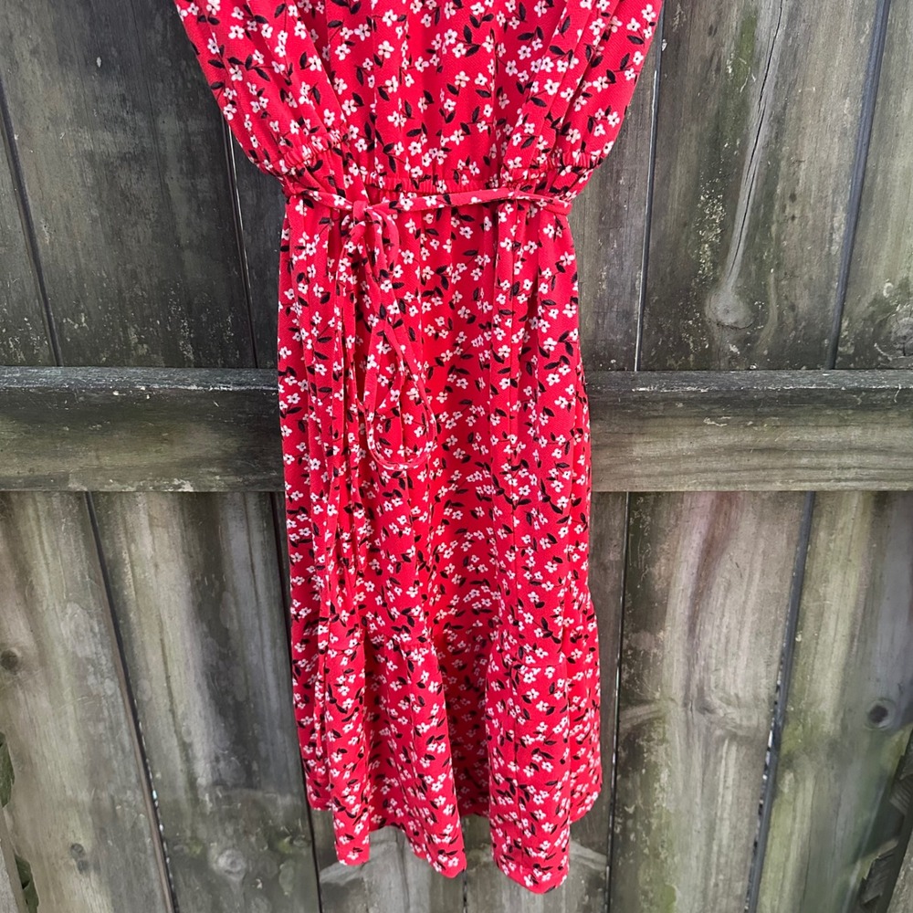 Banana Republic Red Ditsy Floral Short Sleeve Ruffle Midi Dress Tie Sz Medium - Picture 2 of 10
